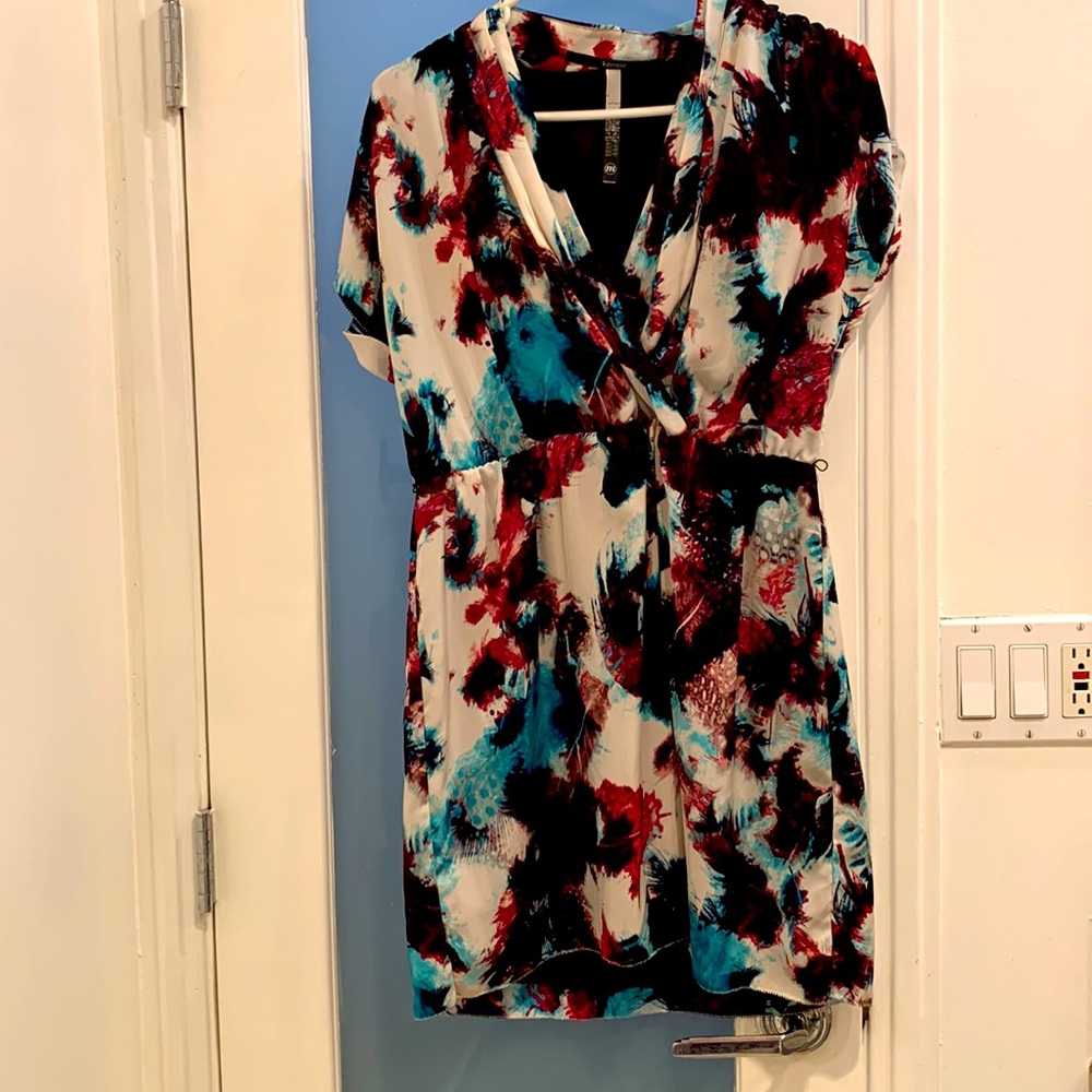 Kensie dress. Multi colored, silky material